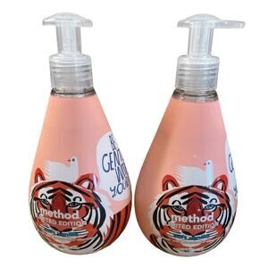 NEW Method Hand Soap Foaming Soft Vanilla 12oz Wash  Set‎ Of 2 Lisa Congdon